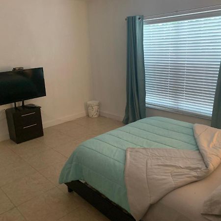Miami Guest Suite By Airport Bagian luar foto